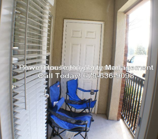 Building Photo - 1850 Cotillion Dr