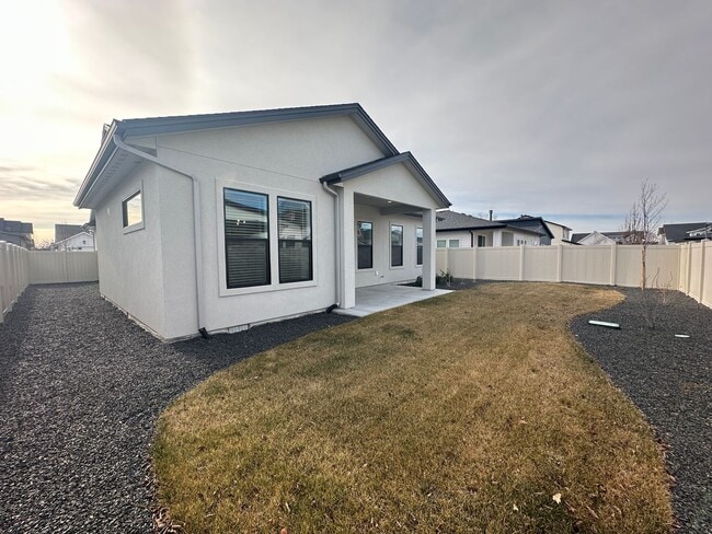 Building Photo - Beautiful 3bed, 2bath, 1,627sq.ft. home in KUNA