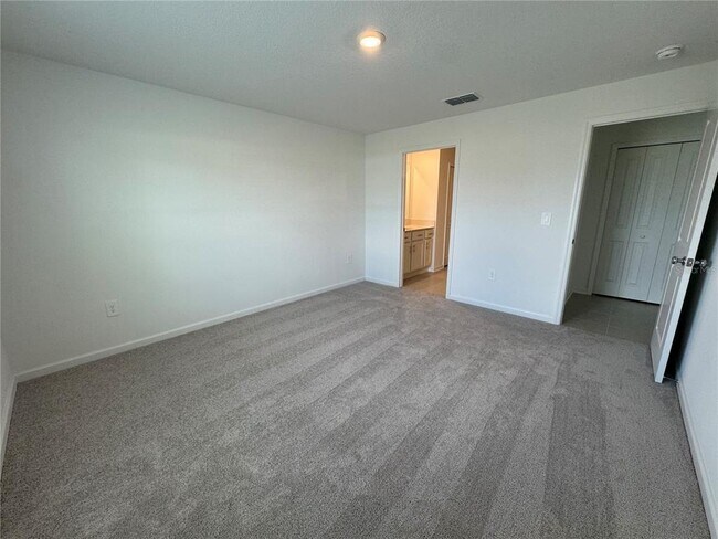 Building Photo - 2185 Lasso Lp