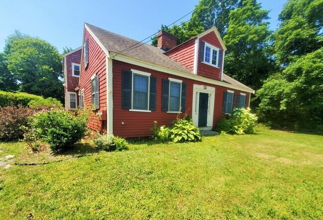 Primary Photo - 592 Plymouth St