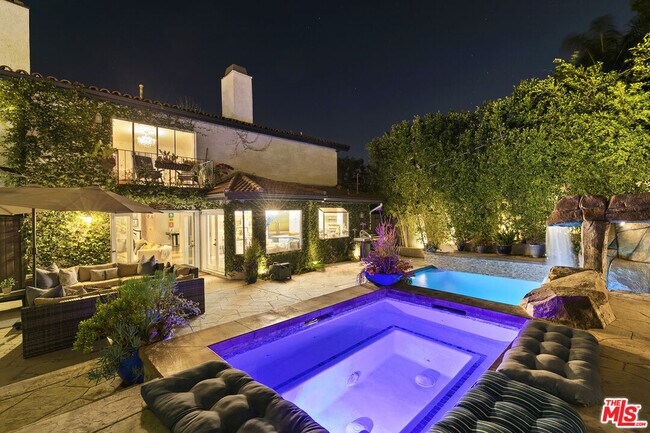 Building Photo - 5176 Don Pio Dr