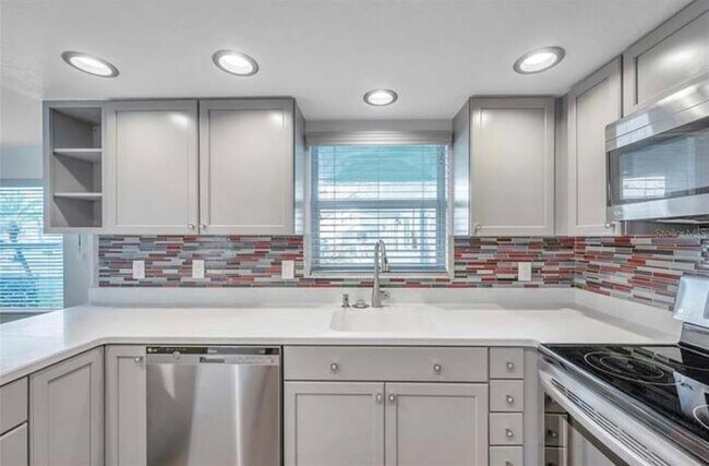 Building Photo - 1250 S Pinellas Ave