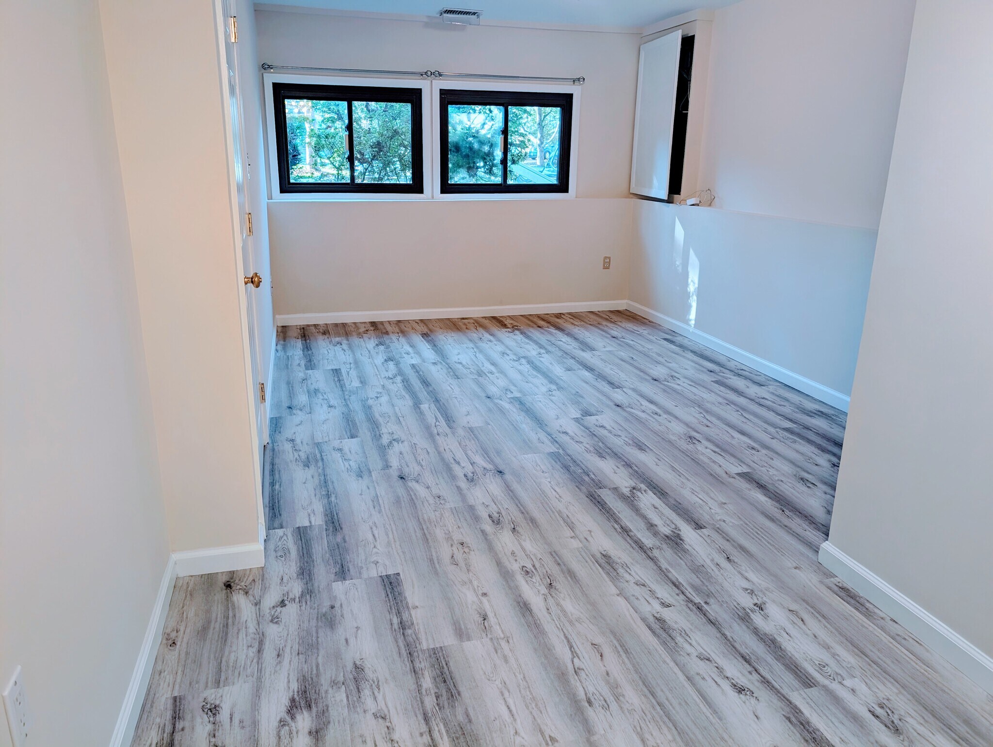 Building Photo - 8856 Youngsea Pl