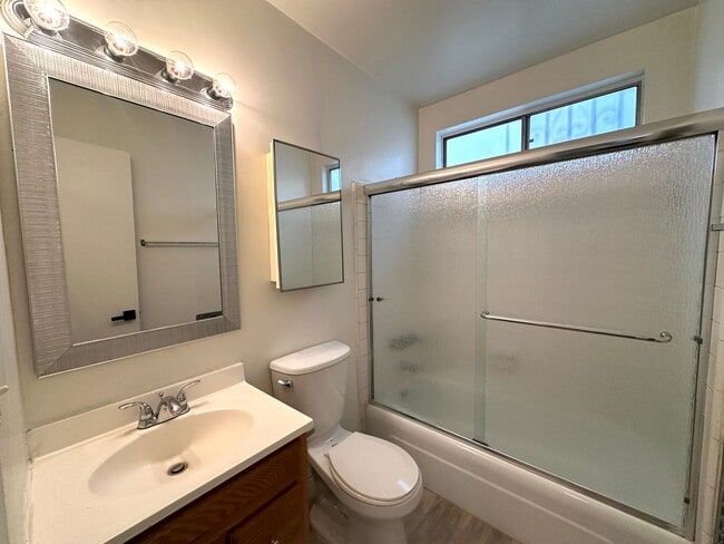 Building Photo - 12117 Pacific Ave