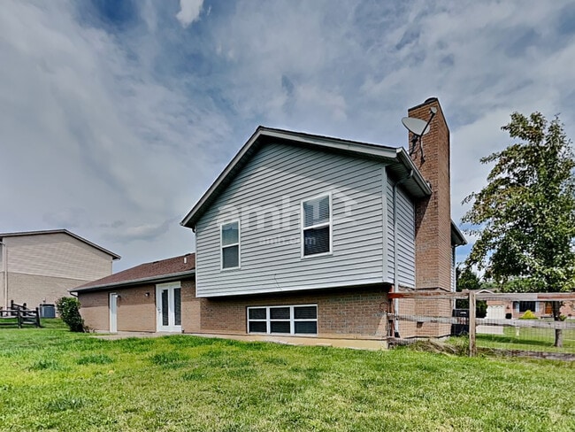 Building Photo - 6401 Sharps Ridge Ct