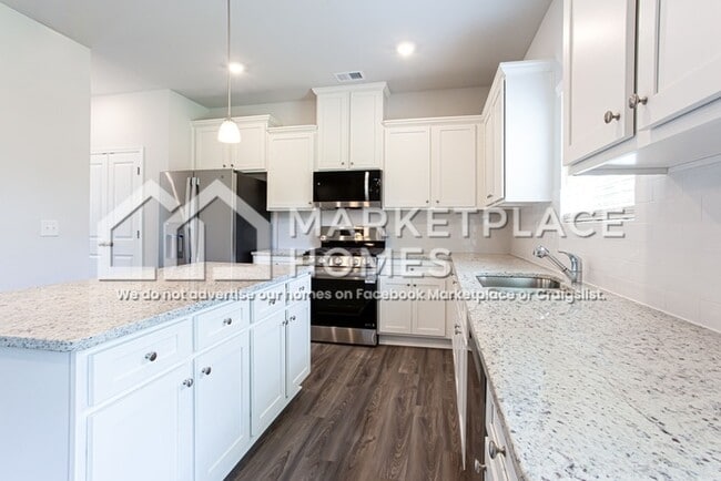 Building Photo - 1472 Stephens Vw Dr