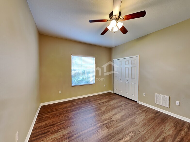 Building Photo - 3247 Chessington Dr