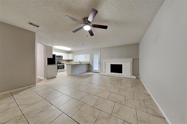 Building Photo - 46 Sandpebble Dr