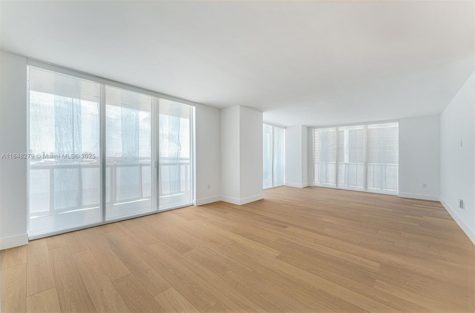 Building Photo - 50 Biscayne Blvd