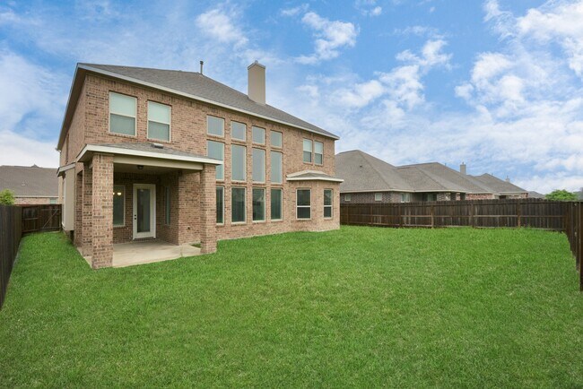 Building Photo - 22368 Misty Woods Ln
