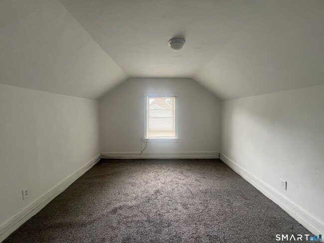 Building Photo - 270 East Ave