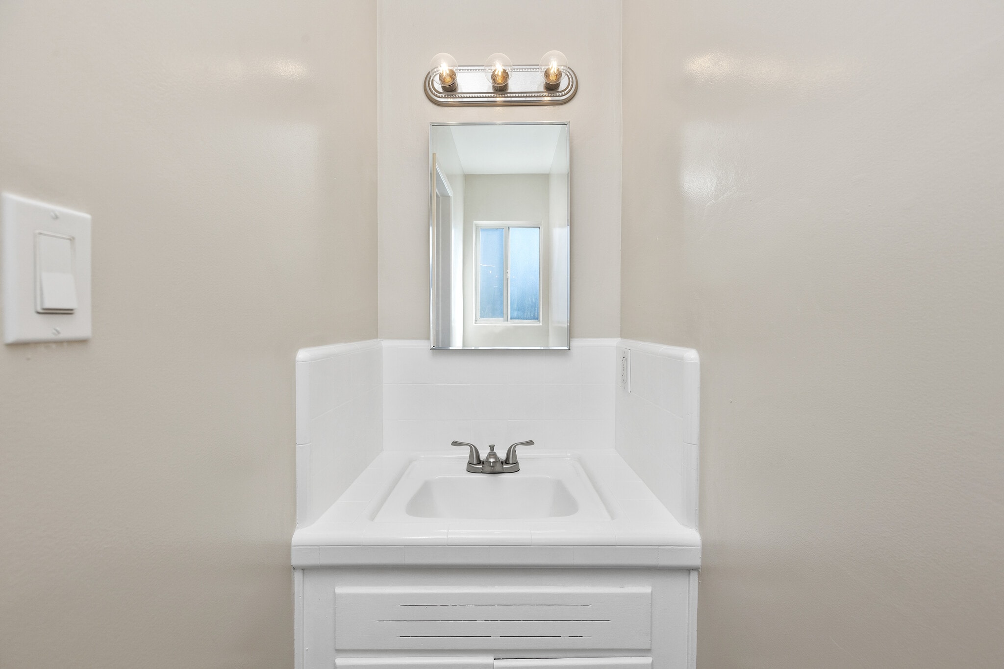 Building Photo - 7741 High St