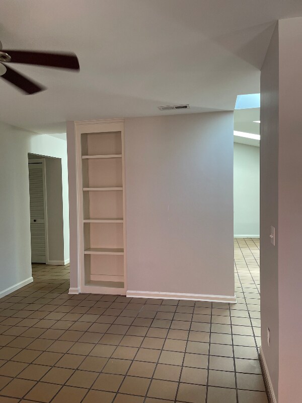 Building Photo - 1513 Privateer Dr