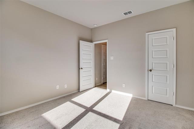Building Photo - 924 Billups Dr