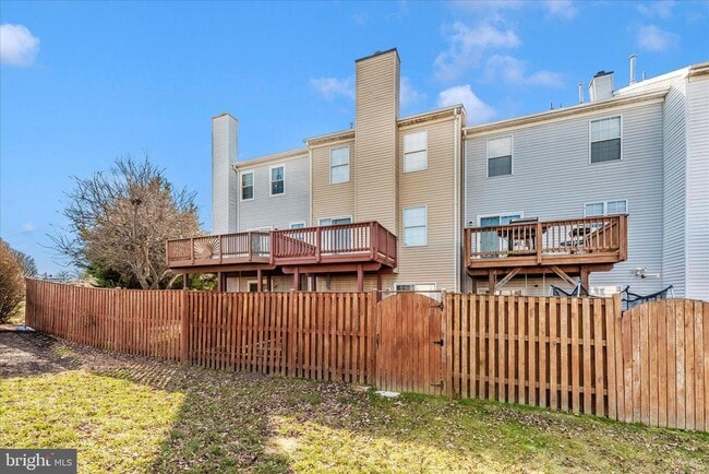 Building Photo - 7130 Oberlin Cir