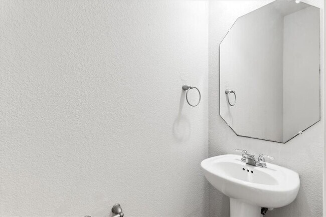 Building Photo - 1401 Little Elm Trail