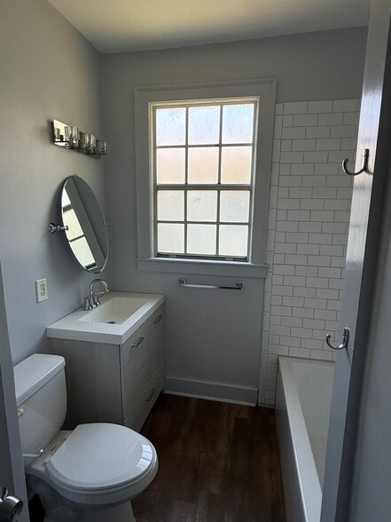 Building Photo - 844 Lebeau St