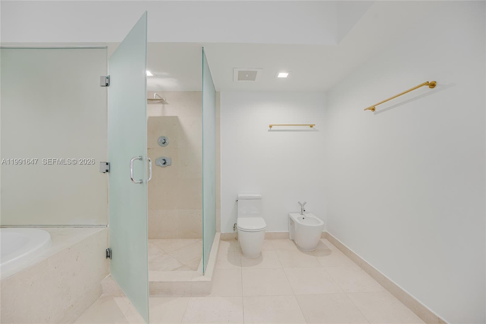 Building Photo - 450 Alton Rd