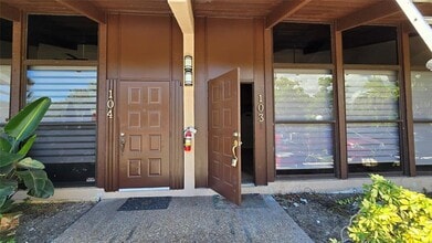 Building Photo - 2421 N 40th Ave