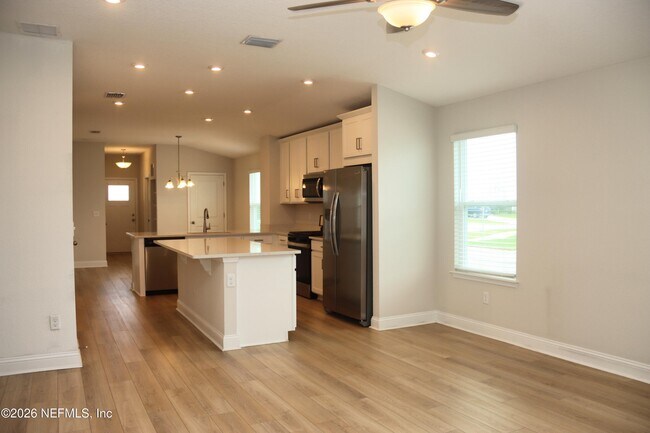 Building Photo - 13184 Holsinger Blvd
