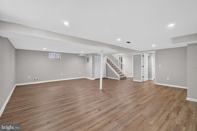 Building Photo - 11102 Bucknell Dr