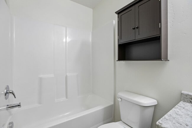Building Photo - 734 E 500 S