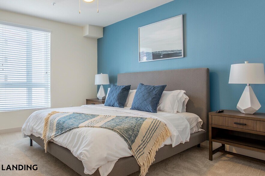 Building Photo - 70 I St SE