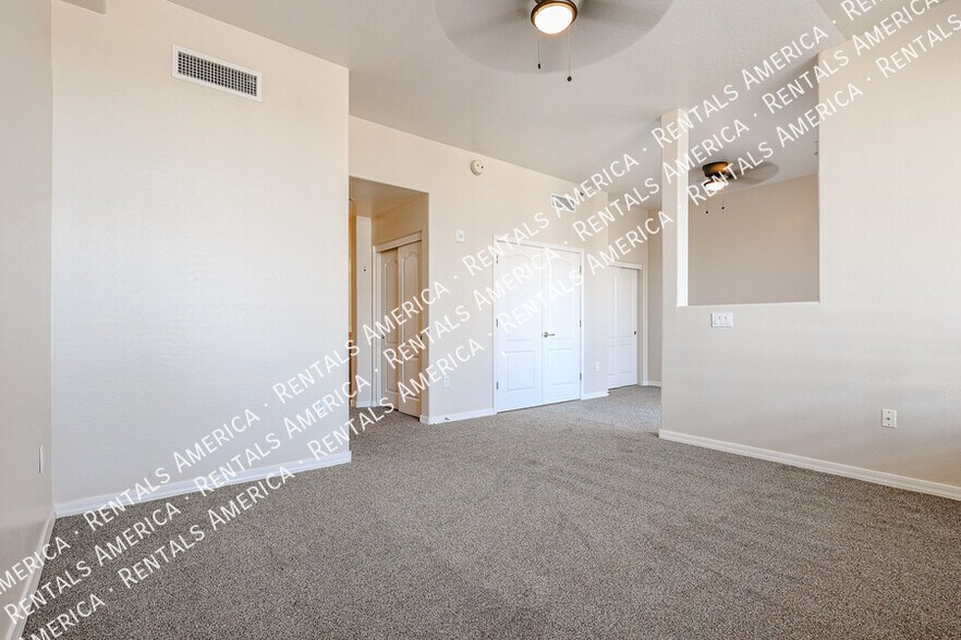 Building Photo - 16 W Encanto Blvd