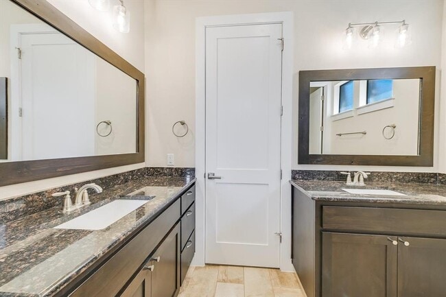 Building Photo - 509 Baylee Love Ln E