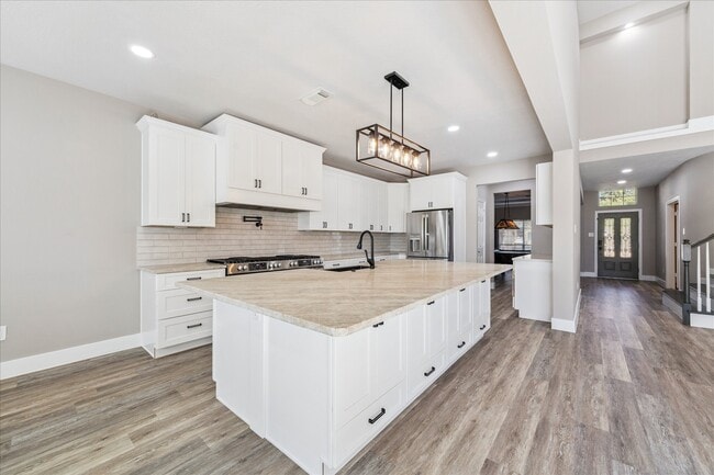 Building Photo - 16523 E Canterra Cir