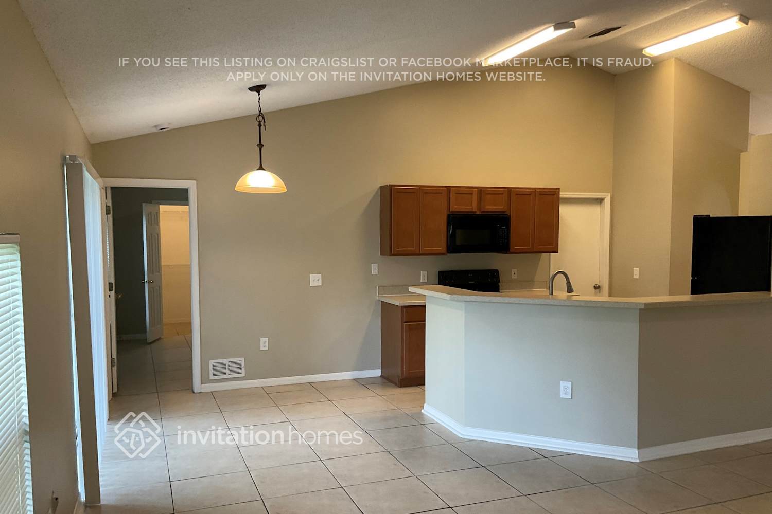 Building Photo - 758 Del Prado Dr