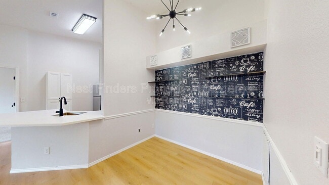 Building Photo - 13810 Sutton Park Dr N