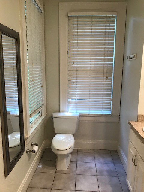 Building Photo - 1052 Magnolia Curve