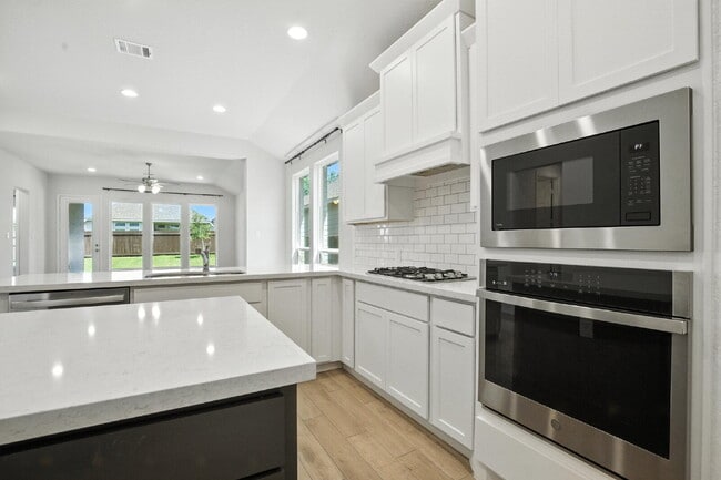 Building Photo - 9215 Aggie Run