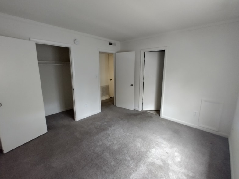 Primary Photo - 600 Reusens Rd