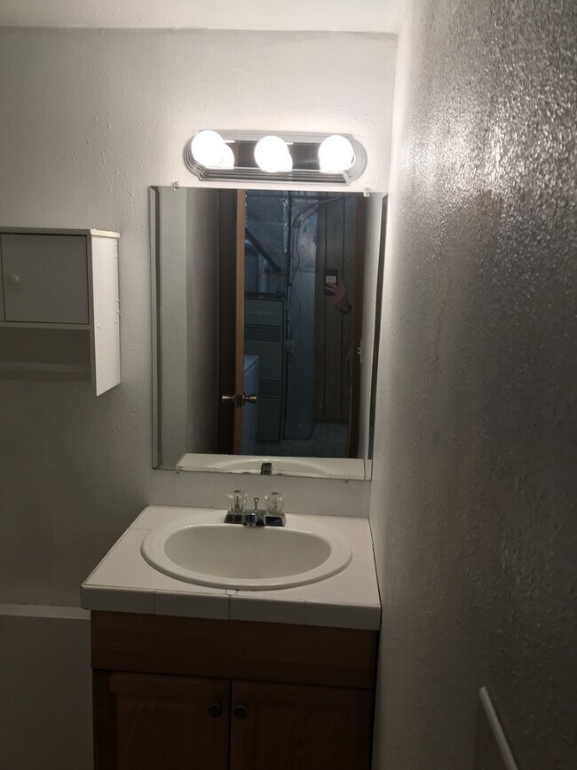 Building Photo - Charming 2-Bed/2.5-Bath Townhome in Cherry Creek School District!