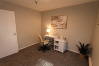 Building Photo - Spacious first floor one bedroom with mode...