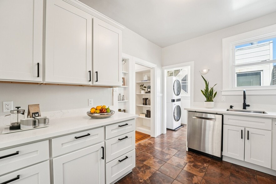 Building Photo - 3967 18th St