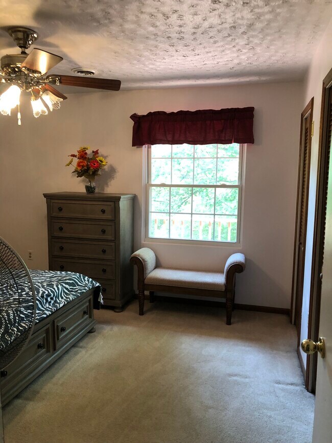 Bedroom 1 - Furnished - 660 Black Bear Run Rd