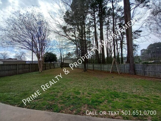 Building Photo - 1116 Kenwood Cove