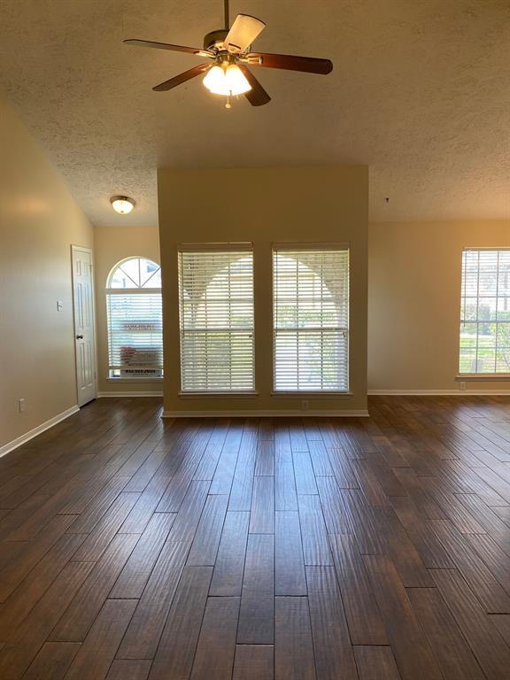 Building Photo - 24 Chapparal Ct