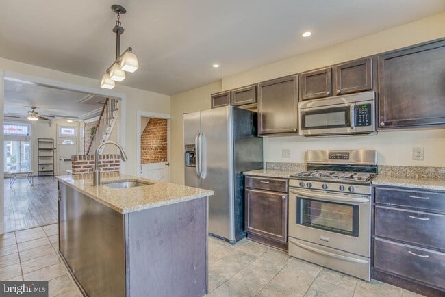 Building Photo - 3812 Fait Ave