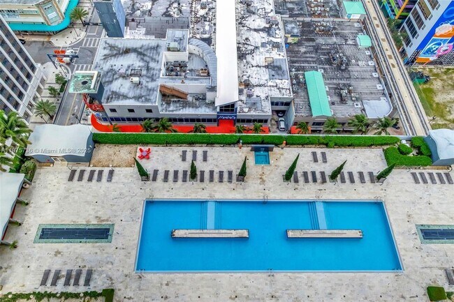 Building Photo - 50 Biscayne Blvd