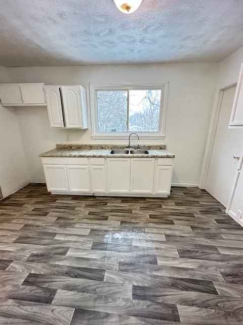 Building Photo - 703 W 18th St