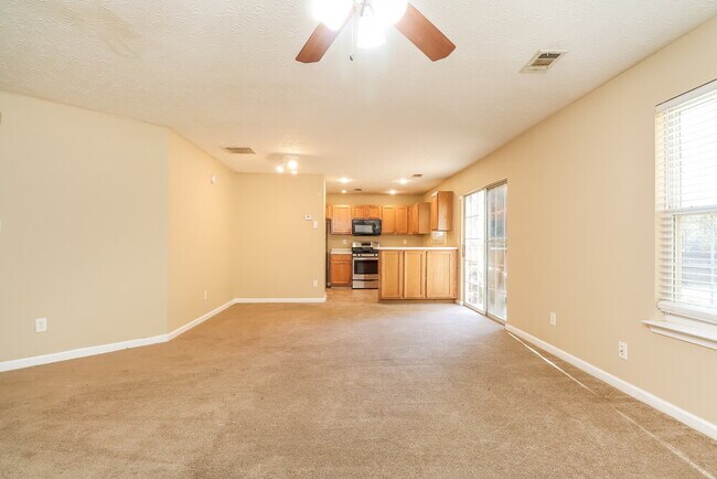 Building Photo - 1130 Eatonton Way
