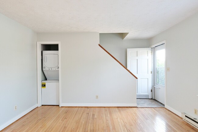 Building Photo - Dog-Friendly Woolen Mills Duplex Near Downtown