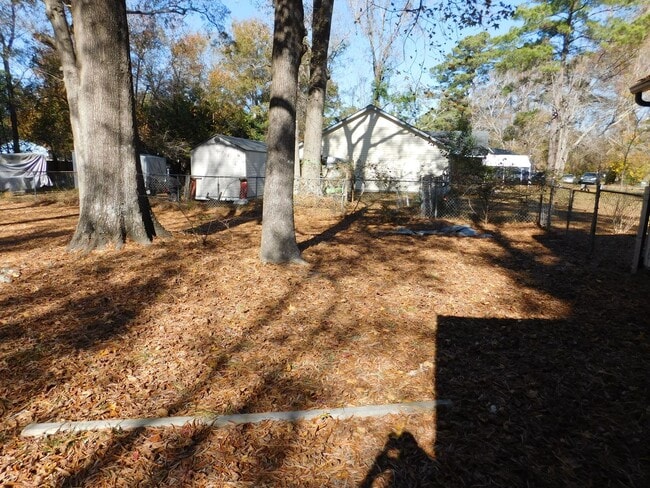 Building Photo - 842 Halifax Cir