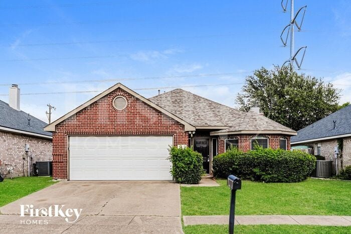 Primary Photo - 5621 Wellston Dr