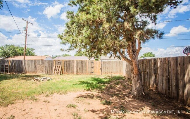 Building Photo - 4628 Kemper St
