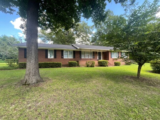 Primary Photo - 7162 Everett Dr